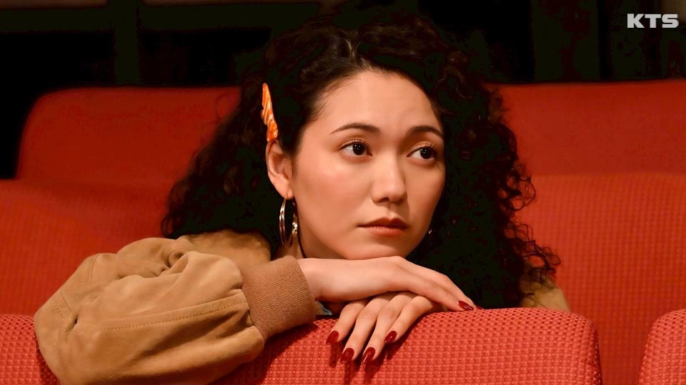 今夜１０時～　  もしもこの世が舞台なら、楽屋はどこにあるのだろう